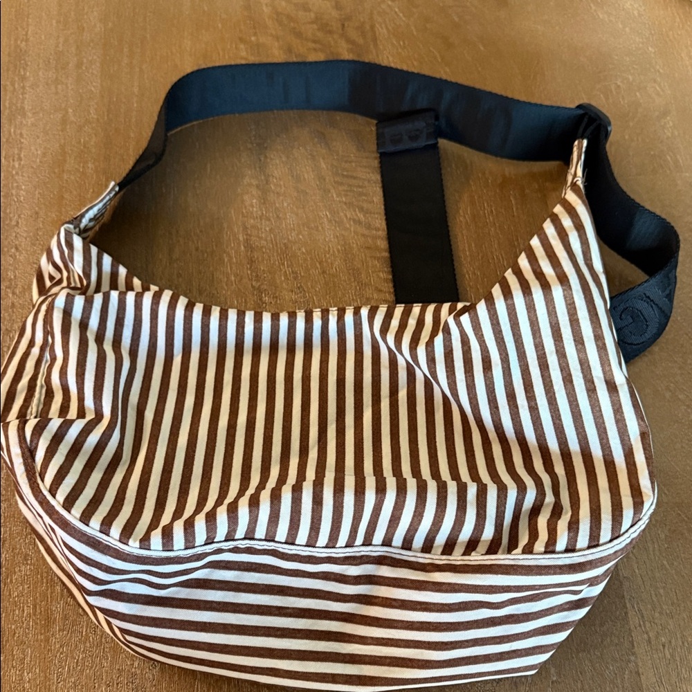Baggu medium Striped Brown and White Shoulder Bag